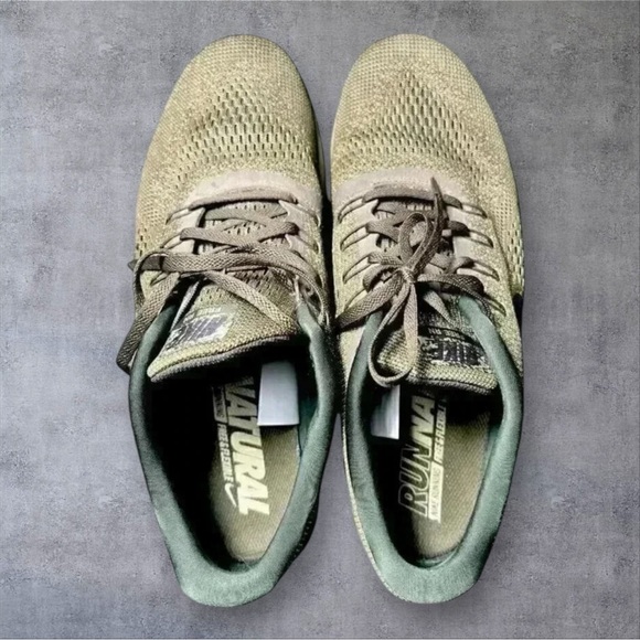 Nike Free RN Flyknit Shoes Men’s Size 12 Olive - Picture 5 of 6